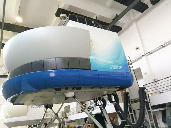 浦東東方航空波音模擬機安裝