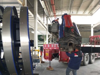 廠房內(nèi)低空間設(shè)備吊裝